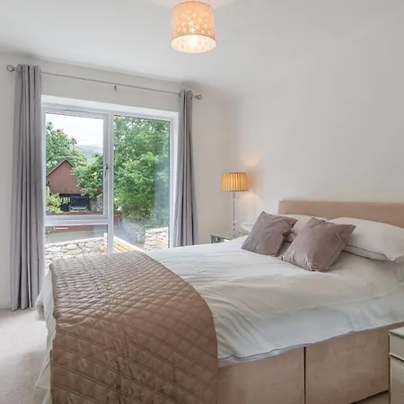 Snowdon Holiday Let, Brand New Home In The Heart Of Llanberis Exterior photo